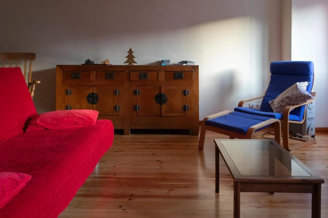 Home In Lisbon Duplex شقة